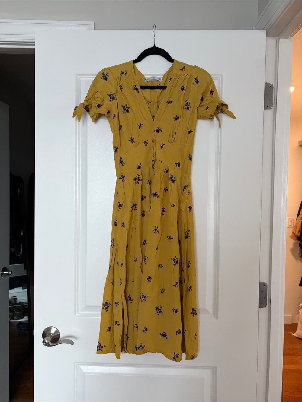 Faithfull the Brand Mustard Yellow Floral Tie-Sleeve Midi Dress
